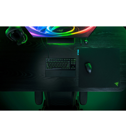 Razer Gigantus V2 Pro Control Cloth Gaming Mouse Pad - Large
