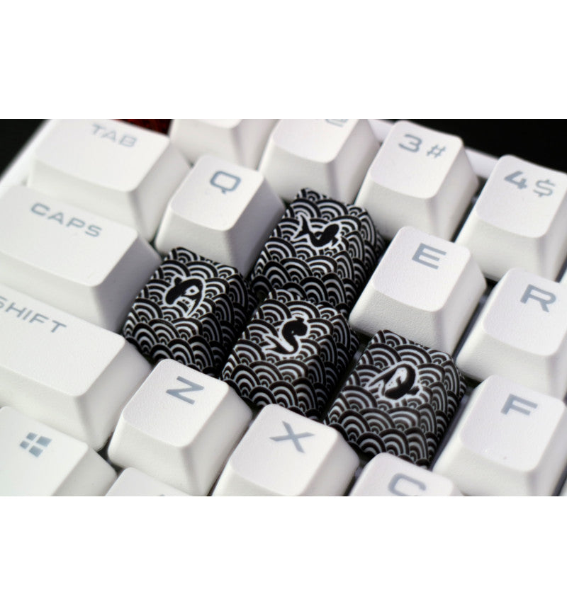 Traitors PBT Sakasama Dark Dye-Sub 6 Keycap Set